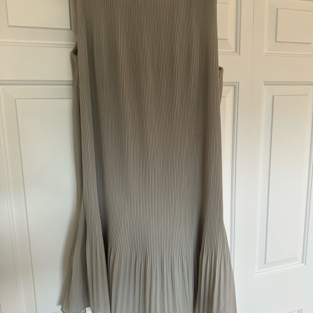 H&M Gray Maxi Trumpet Dress